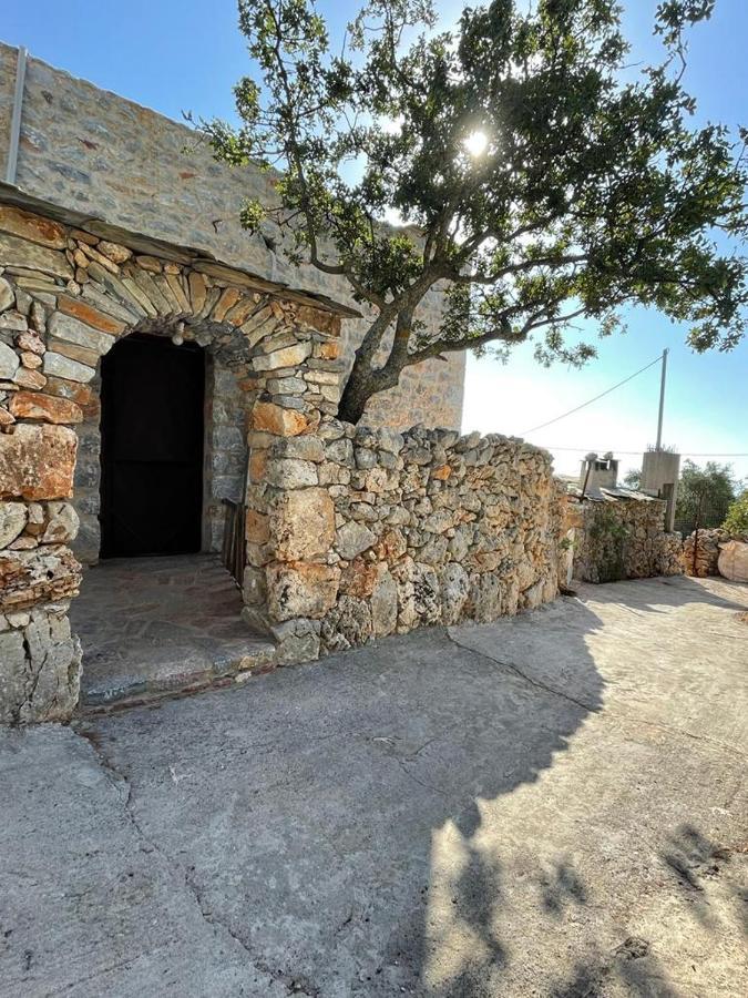 Find Your Peace In A Traditional Country House!! Láyia Esterno foto