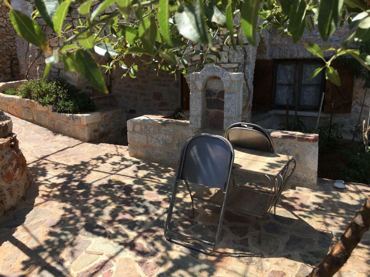 Find Your Peace In A Traditional Country House!! Láyia Esterno foto