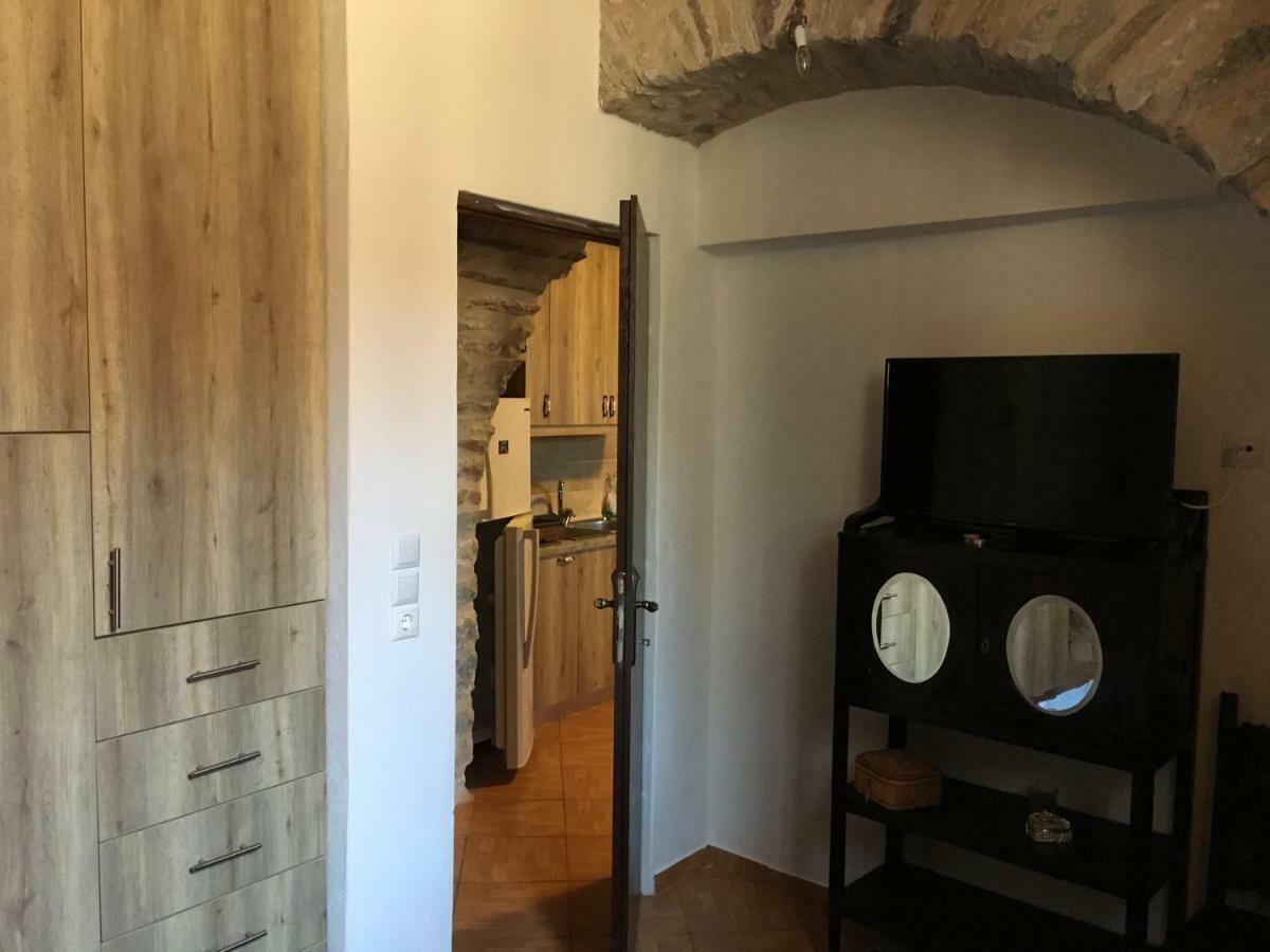 Find Your Peace In A Traditional Country House!! Láyia Esterno foto
